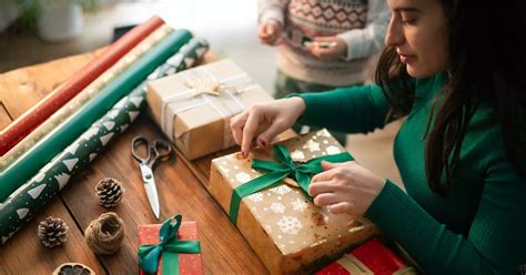 Holiday Gift Wrapping Ideas: 4 Effortless Ways To Wrap Odd .